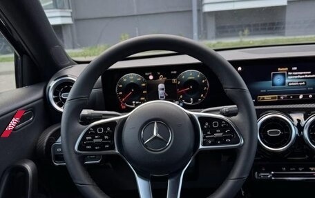 Mercedes-Benz A-Класс, 2022 год, 1 750 000 рублей, 12 фотография