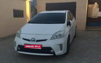Toyota Prius, 2013 год, 1 050 000 рублей, 1 фотография