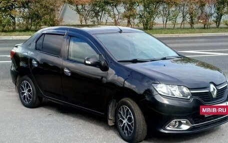 Renault Logan II, 2015 год, 775 000 рублей, 2 фотография