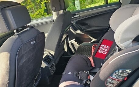 Volkswagen Tiguan II, 2019 год, 2 600 000 рублей, 9 фотография
