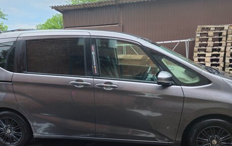 Honda Freed II, 2019 год, 1 750 000 рублей, 3 фотография