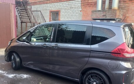 Honda Freed II, 2019 год, 1 750 000 рублей, 6 фотография