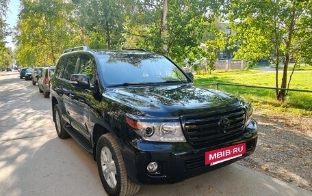 Toyota Land Cruiser 200, 2013 год, 4 200 000 рублей, 5 фотография