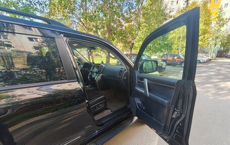 Toyota Land Cruiser 200, 2013 год, 4 200 000 рублей, 14 фотография