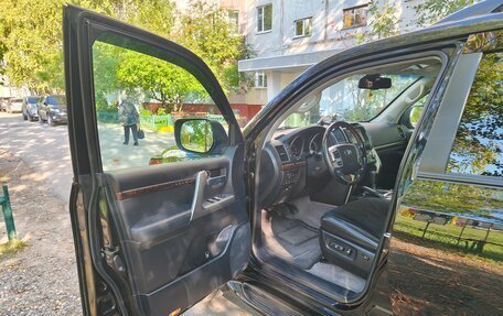 Toyota Land Cruiser 200, 2013 год, 4 200 000 рублей, 12 фотография