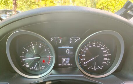 Toyota Land Cruiser 200, 2013 год, 4 200 000 рублей, 16 фотография