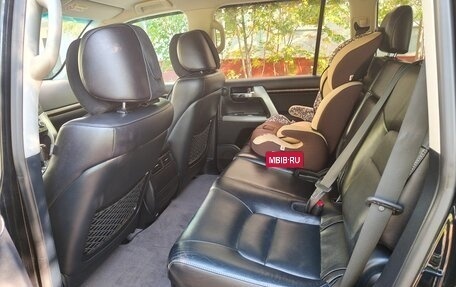 Toyota Land Cruiser 200, 2013 год, 4 200 000 рублей, 23 фотография