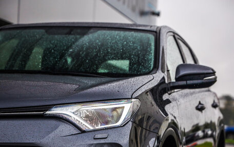 Toyota RAV4, 2015 год, 2 299 777 рублей, 2 фотография