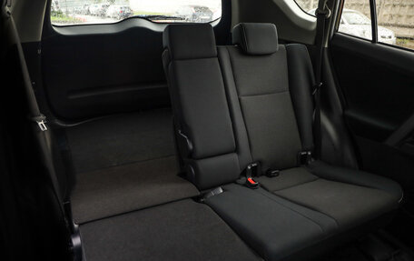 Toyota RAV4, 2015 год, 2 299 777 рублей, 23 фотография