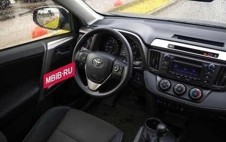 Toyota RAV4, 2015 год, 2 299 777 рублей, 11 фотография