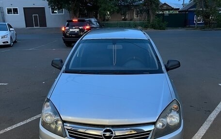 Opel Astra H, 2012 год, 310 000 рублей, 1 фотография