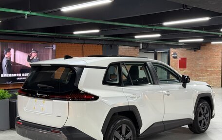 Toyota RAV4, 2026 год, 3 990 000 рублей, 12 фотография