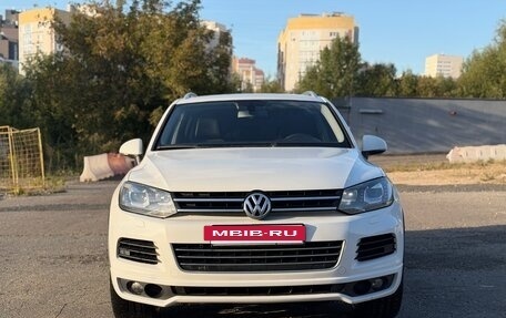 Volkswagen Touareg III, 2013 год, 1 460 000 рублей, 2 фотография