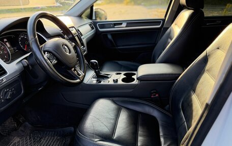 Volkswagen Touareg III, 2013 год, 1 460 000 рублей, 8 фотография