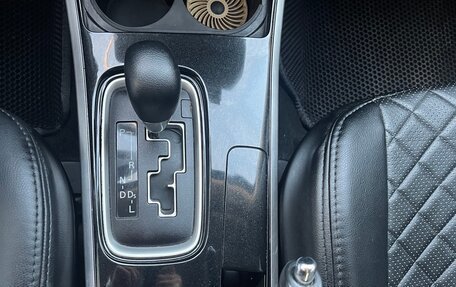 Mitsubishi Outlander III рестайлинг 3, 2019 год, 1 970 000 рублей, 10 фотография
