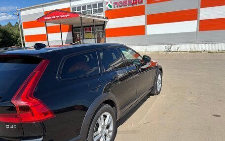 Volvo V90 Cross Country I рестайлинг, 2018 год, 2 850 000 рублей, 5 фотография