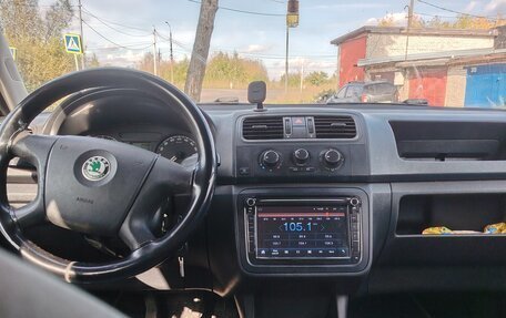 Skoda Fabia II, 2008 год, 345 000 рублей, 11 фотография