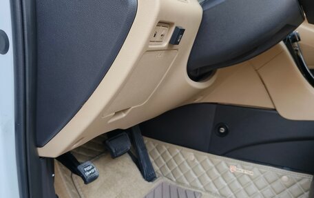 Hyundai Sonata VI, 2011 год, 1 320 000 рублей, 17 фотография
