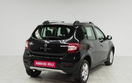 Renault Sandero II рестайлинг, 2015 год, 1 000 000 рублей, 5 фотография