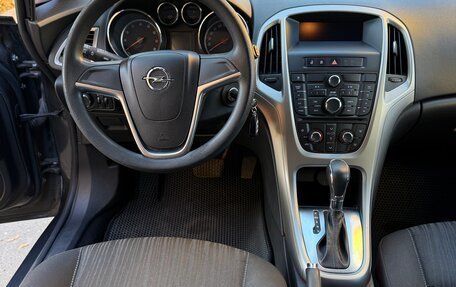 Opel Astra J, 2011 год, 480 000 рублей, 11 фотография