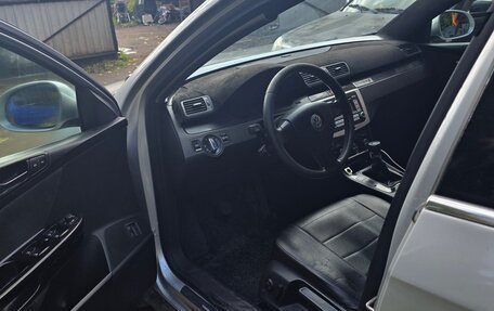 Volkswagen Passat B6, 2005 год, 315 000 рублей, 4 фотография