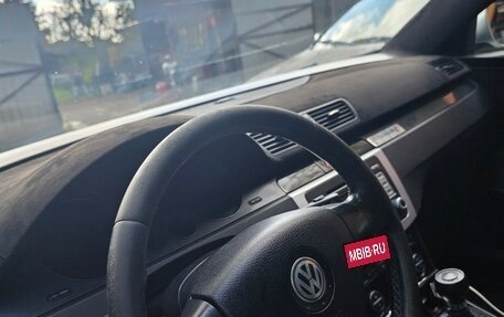 Volkswagen Passat B6, 2005 год, 315 000 рублей, 5 фотография