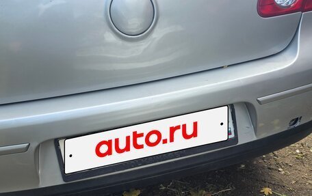 Volkswagen Passat B6, 2005 год, 315 000 рублей, 10 фотография