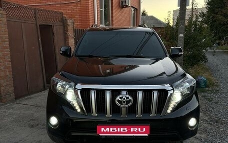 Toyota Land Cruiser Prado 150 рестайлинг 2, 2017 год, 3 899 000 рублей, 2 фотография