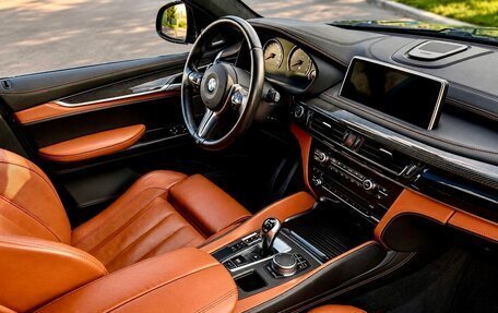BMW X6 M, 2019 год, 5 600 000 рублей, 10 фотография