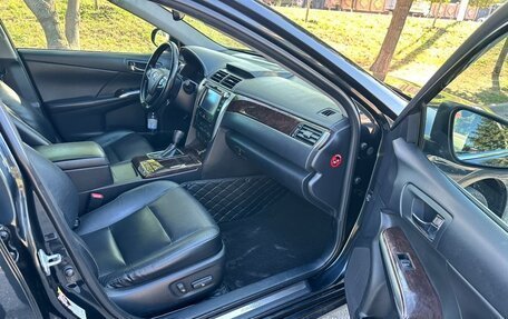 Toyota Camry, 2017 год, 1 780 000 рублей, 7 фотография