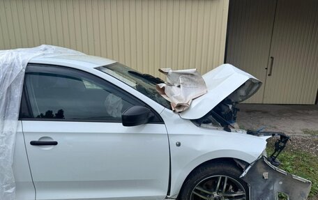 Skoda Rapid I, 2015 год, 300 000 рублей, 3 фотография