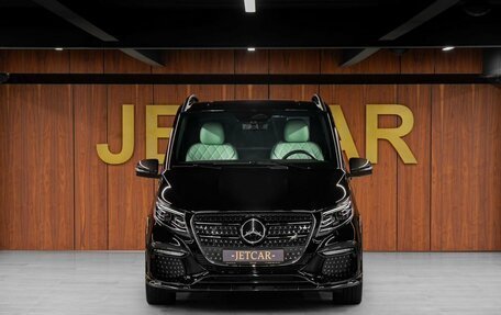 Mercedes-Benz V-Класс, 2025 год, 46 000 000 рублей, 3 фотография
