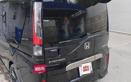 Honda Stepwgn IV, 2020 год, 2 550 000 рублей, 5 фотография