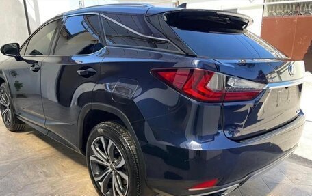 Lexus RX IV рестайлинг, 2022 год, 4 850 000 рублей, 2 фотография