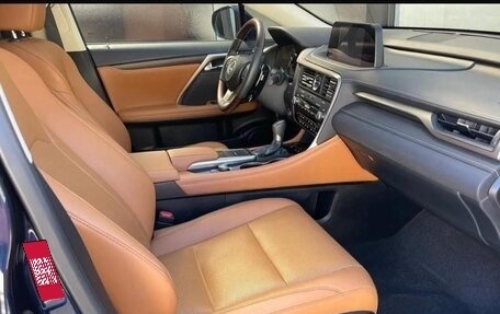Lexus RX IV рестайлинг, 2022 год, 4 850 000 рублей, 7 фотография