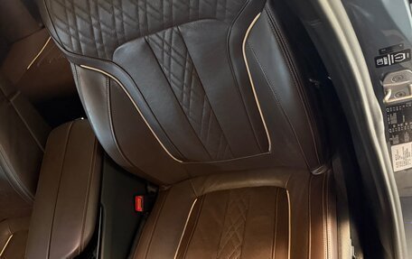 BMW 5 серия, 2019 год, 3 800 000 рублей, 14 фотография