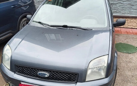 Ford Fusion I, 2002 год, 230 000 рублей, 2 фотография