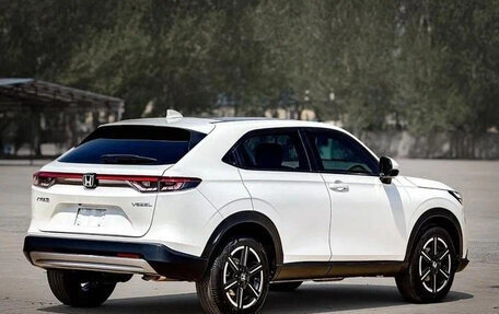 Honda Vezel, 2023 год, 1 898 000 рублей, 5 фотография