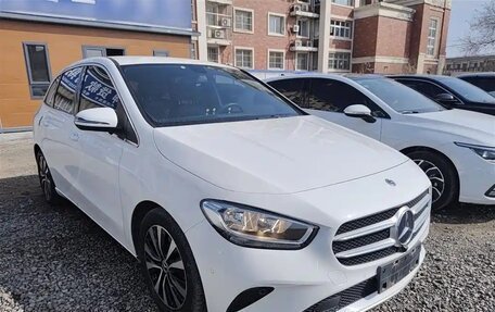 Mercedes-Benz B-Класс, 2022 год, 1 567 000 рублей, 3 фотография