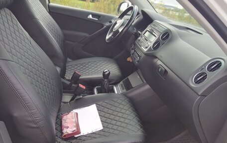 Volkswagen Tiguan I, 2013 год, 1 000 000 рублей, 6 фотография