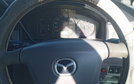 Mazda Premacy III, 2001 год, 350 000 рублей, 2 фотография