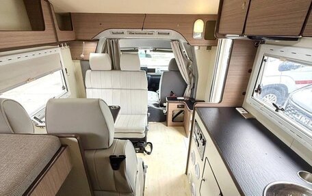 Toyota HiAce H200, 2017 год, 3 470 700 рублей, 7 фотография