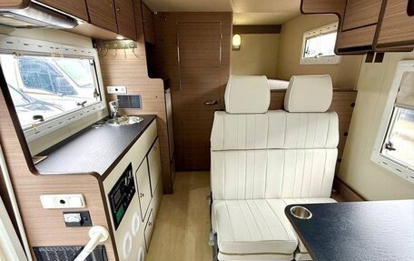Toyota HiAce H200, 2017 год, 3 470 700 рублей, 6 фотография