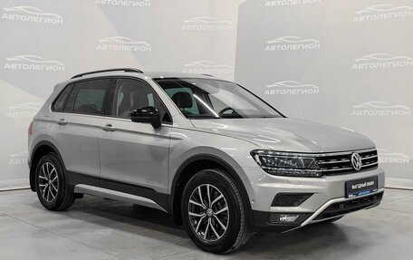 Volkswagen Tiguan II, 2019 год, 3 400 000 рублей, 6 фотография