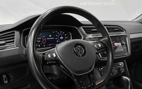 Volkswagen Tiguan II, 2019 год, 3 400 000 рублей, 10 фотография