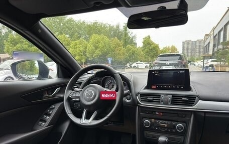 Mazda CX-4, 2020 год, 1 800 000 рублей, 13 фотография