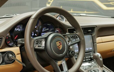 Porsche 911, 2017 год, 9 398 000 рублей, 18 фотография
