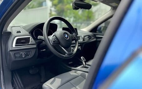 BMW 1 серия, 2023 год, 1 450 000 рублей, 11 фотография