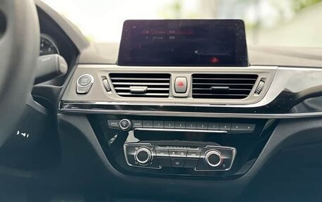 BMW 1 серия, 2023 год, 1 450 000 рублей, 14 фотография