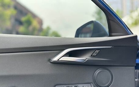 BMW 1 серия, 2023 год, 1 450 000 рублей, 15 фотография